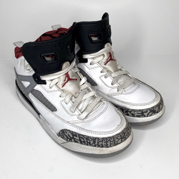 Nike Jordan Kids Toddler Size 3y 317700-122 - Picture 1 of 9